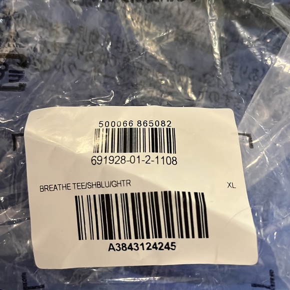 Old Navy | Boys short sleeve and shorts set - Picture 2 of 6